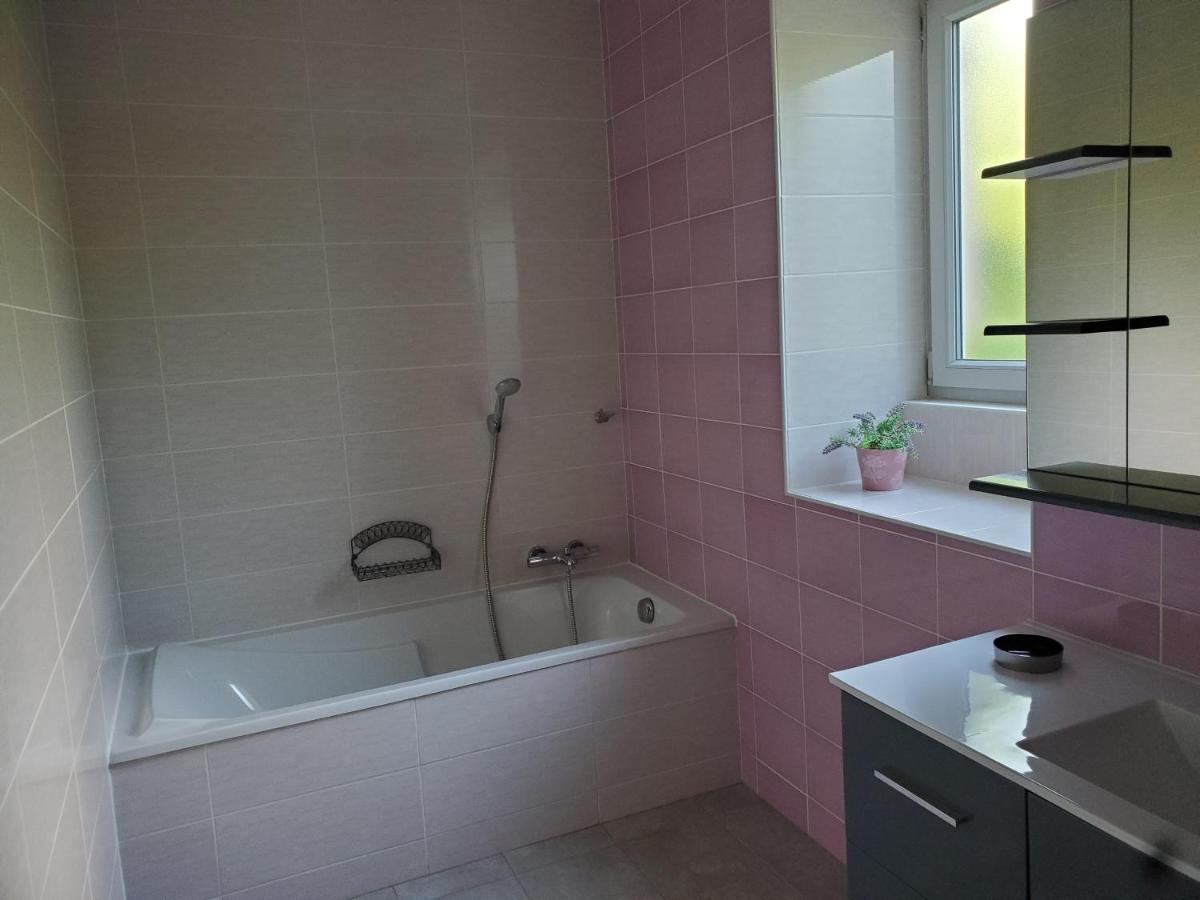 Les Fontaines Holiday home